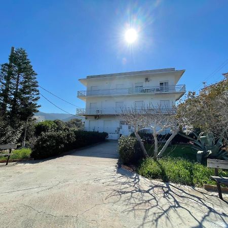 Lux Sea Studio - Porto Rafti Bagian luar foto