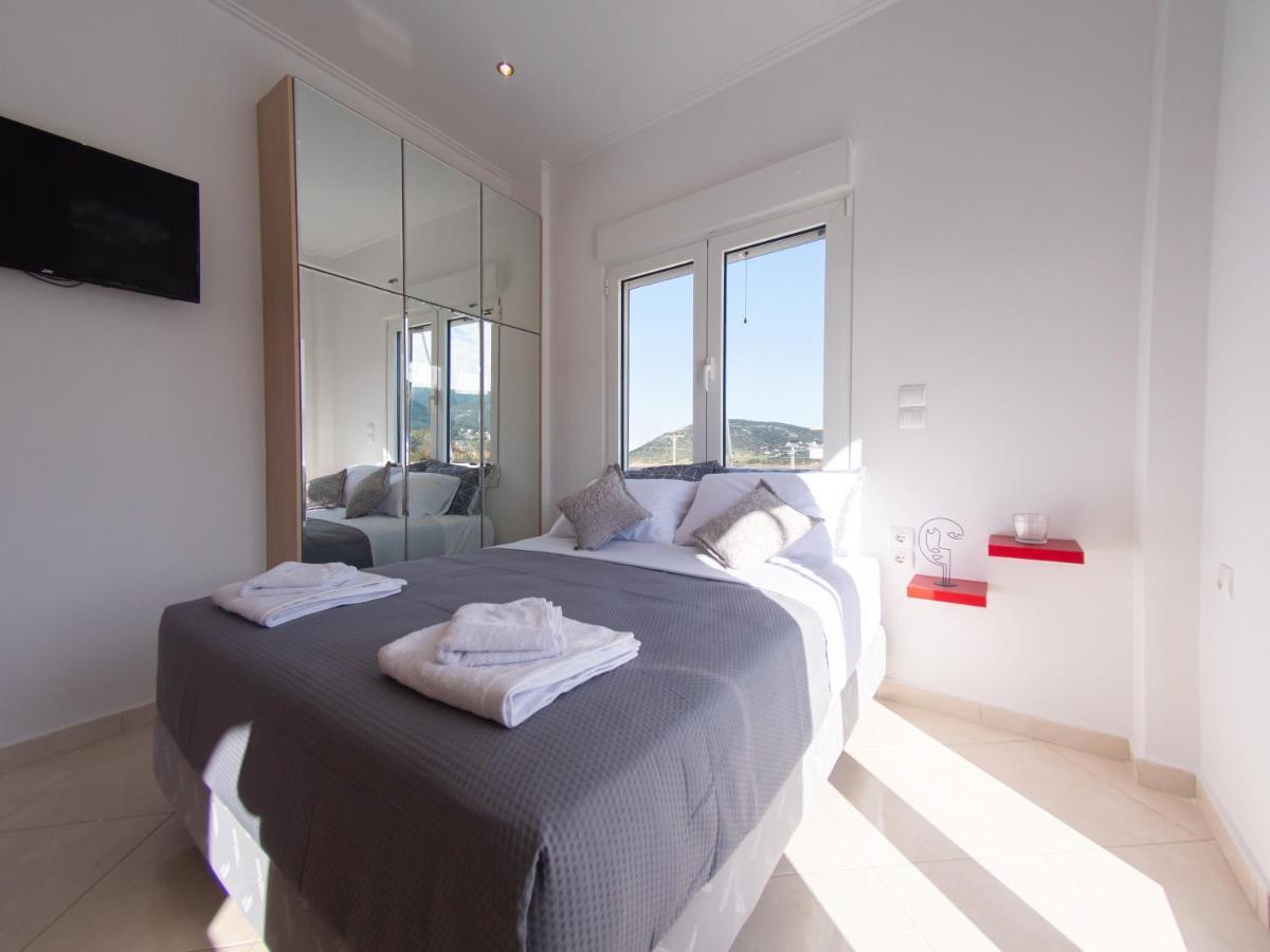 Lux Sea Studio - Porto Rafti Bagian luar foto