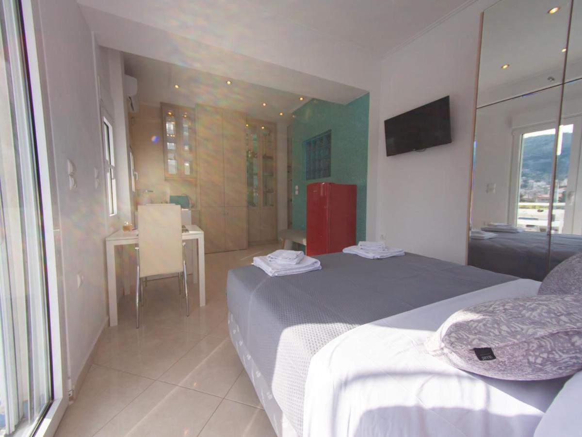 Lux Sea Studio - Porto Rafti Bagian luar foto